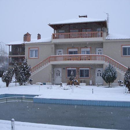 Villa Platythea ภายนอก รูปภาพ