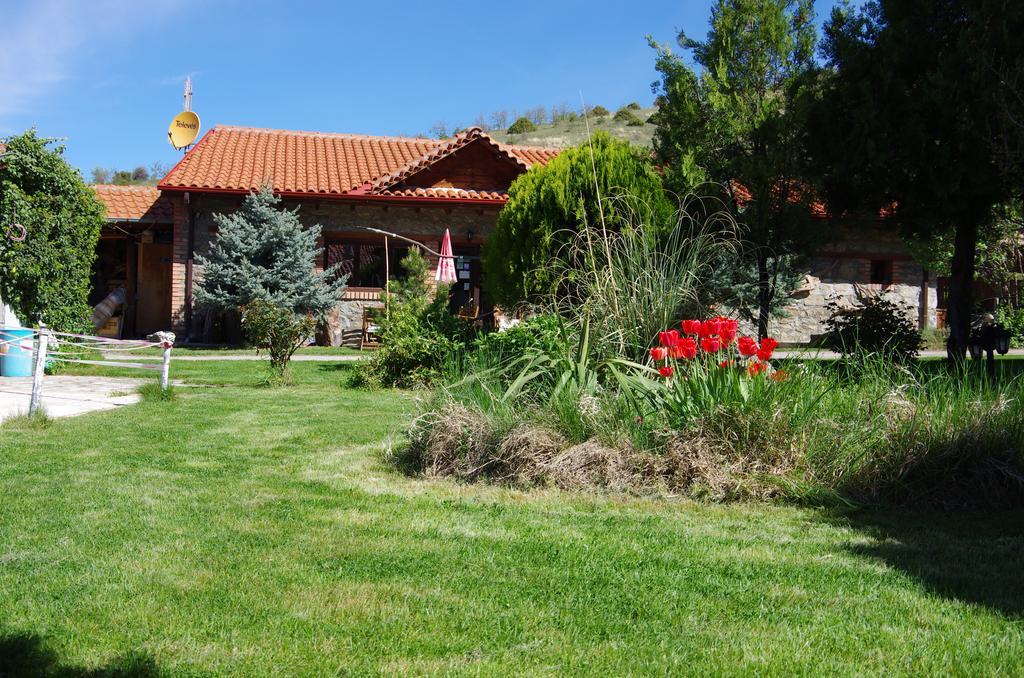 Villa Platythea ภายนอก รูปภาพ